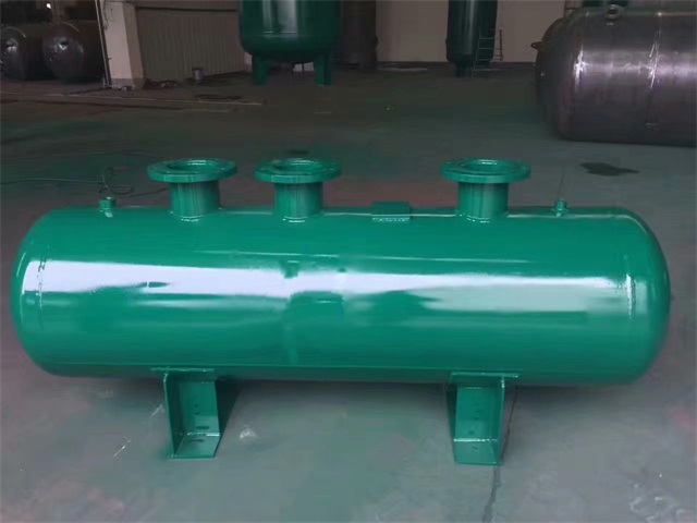 1679991473376569.jpeg 友好友好友好蒸汽分气缸1.jpeg